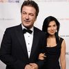 Alec Baldwin Lashes Out On Twitter After Daily News Shows Up To His Fiance's Yoga Class